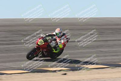 media/Oct-13-2025-Moto Forza (Mon) [[a66d839500]]/2-A Group/Session 2 (Bowl)/